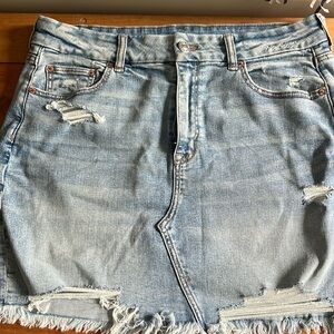 American Eagle Curvy Hi-Rise Mini Denim Skirt